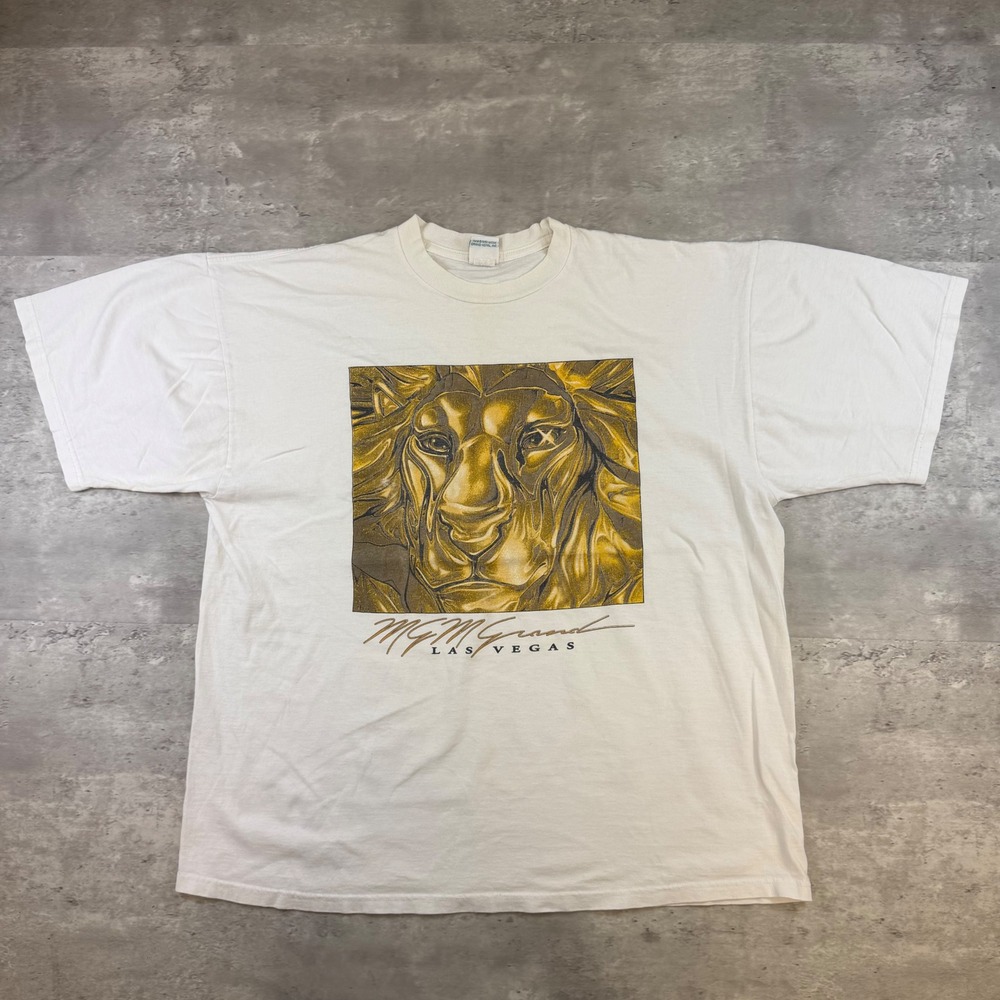 Vintage MGM Grand Las Vegas Lion Graphic T-Shirt White Gold Souvenir Tee XL